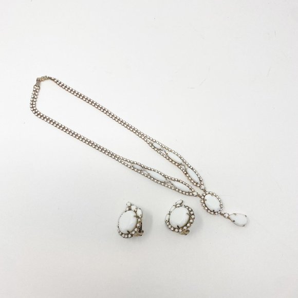 478 Vintage Hattie Carnegie white milk glass rhinestone necklace and earrings